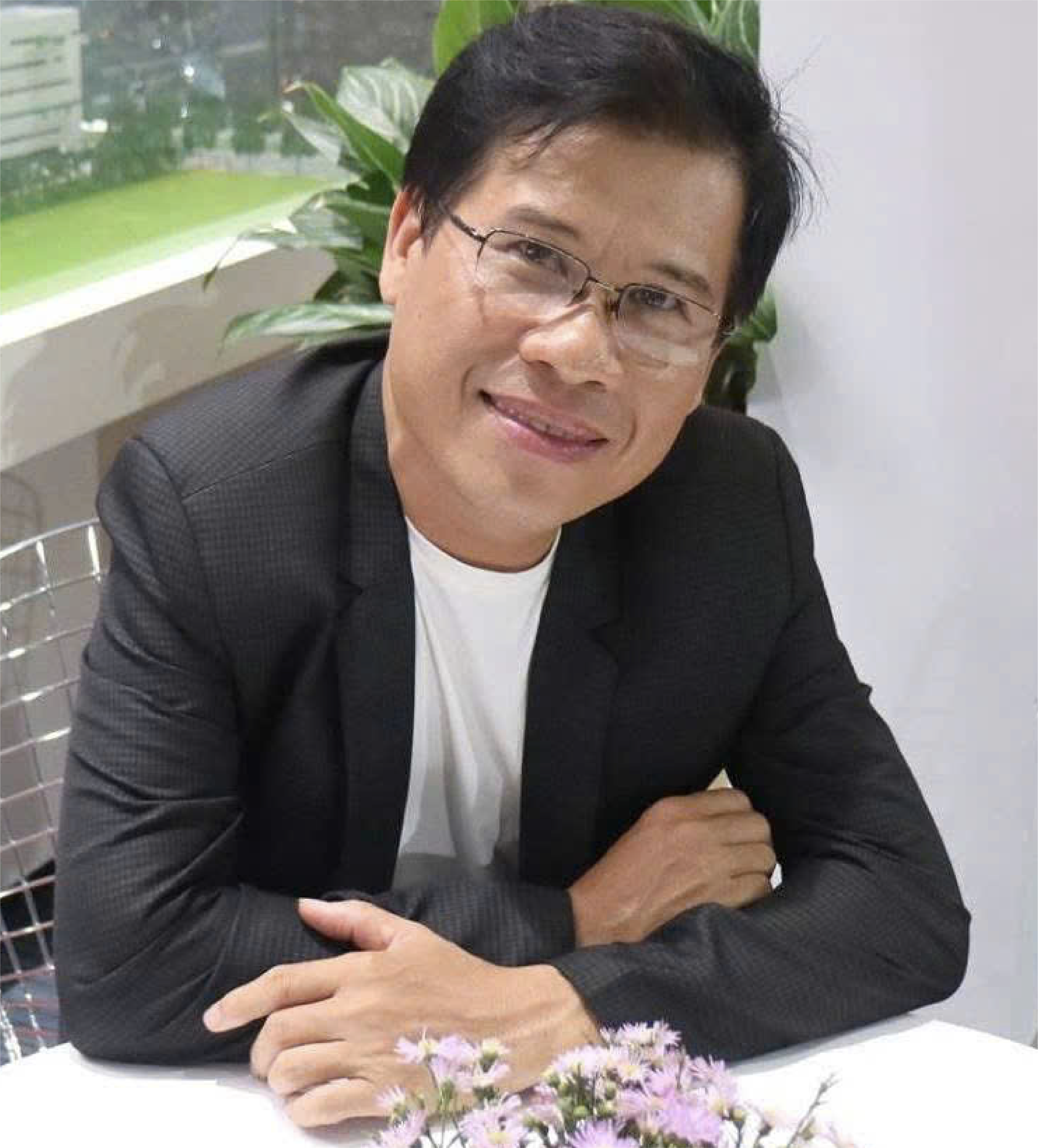 Thạc sĩ - Nhạc sĩ- HÔ NGỌC LINH